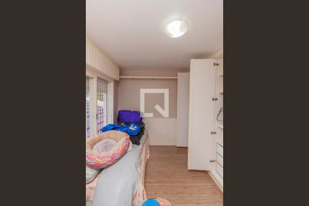 Casa para alugar com 328m², 5 quartos e 5 vagas Casa para alugar com 328m², 5 quartos e 5 vagasQuarto 4