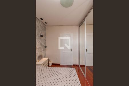 Casa para alugar com 328m², 5 quartos e 5 vagas Casa para alugar com 328m², 5 quartos e 5 vagasQuarto 3