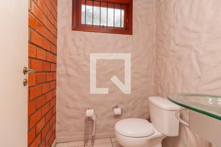 Casa para alugar com 328m², 5 quartos e 5 vagas Casa para alugar com 328m², 5 quartos e 5 vagasLavabo