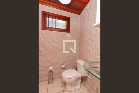 Casa para alugar com 328m², 5 quartos e 5 vagas Casa para alugar com 328m², 5 quartos e 5 vagasLavabo