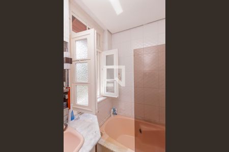 Casa para alugar com 328m², 5 quartos e 5 vagas Casa para alugar com 328m², 5 quartos e 5 vagasBanheiro da Suíte