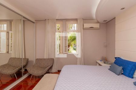 Casa para alugar com 328m², 5 quartos e 5 vagas Casa para alugar com 328m², 5 quartos e 5 vagasSuíte