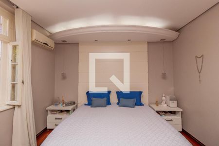 Casa para alugar com 328m², 5 quartos e 5 vagas Casa para alugar com 328m², 5 quartos e 5 vagasSuíte