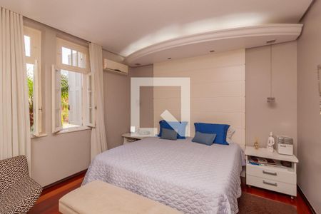 Casa para alugar com 328m², 5 quartos e 5 vagas Casa para alugar com 328m², 5 quartos e 5 vagasSuíte