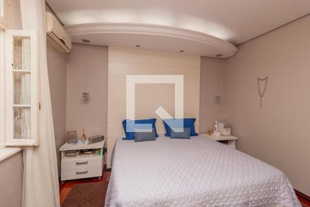 Casa para alugar com 328m², 5 quartos e 5 vagas Casa para alugar com 328m², 5 quartos e 5 vagasSuíte