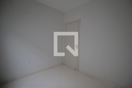 Quarto 2 de casa de condomínio à venda com 2 quartos, 67m² em Mathias Velho, Canoas