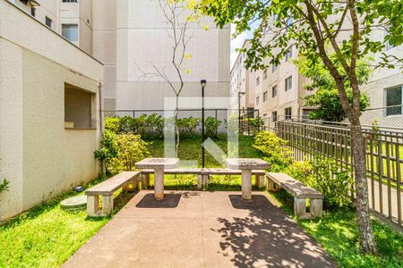 Apartamento à venda com 40m², 2 quartos e sem vagaÁrea comum