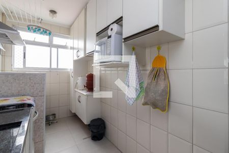 Cozinha de apartamento para alugar com 2 quartos, 65m² em Vila Celeste, São Paulo