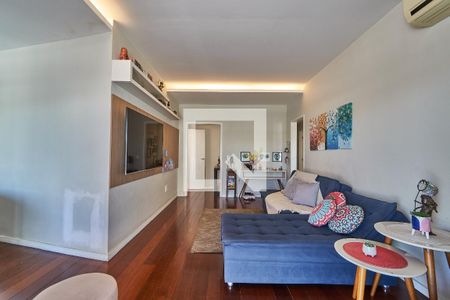Apartamento à venda com 230m², 3 quartos e 1 vagaSala