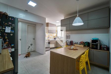 Apartamento à venda com 230m², 3 quartos e 1 vagaCozinha