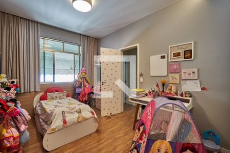 Apartamento à venda com 230m², 3 quartos e 1 vagaQuarto 2