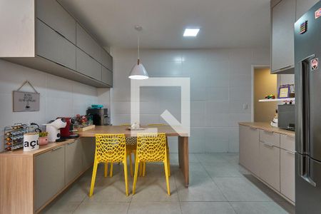 Apartamento à venda com 230m², 3 quartos e 1 vagaCozinha