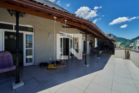 Apartamento à venda com 230m², 3 quartos e 1 vagaVaranda