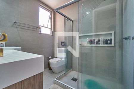 Apartamento à venda com 230m², 3 quartos e 1 vagaSuíte - Banheiro