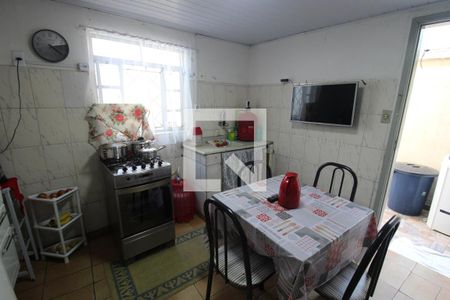 Sala / Cozinha de casa para alugar com 1 quarto, 110m² em Vila Sabrina, São Paulo