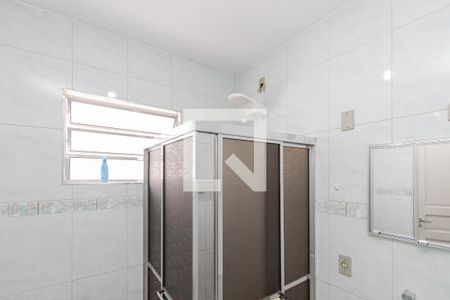 Casa à venda com 250m², 3 quartos e 2 vagas Casa à venda com 250m², 3 quartos e 2 vagasBanheiro