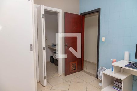 Casa à venda com 250m², 4 quartos e 4 vagas Casa à venda com 250m², 4 quartos e 4 vagasCasa 1 - Quarto 3 suíte