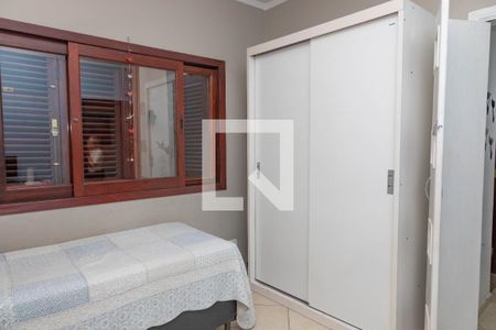 Casa à venda com 250m², 4 quartos e 4 vagas Casa à venda com 250m², 4 quartos e 4 vagasCasa 1 - Quarto 3 suíte