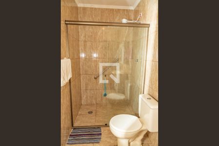 Casa à venda com 250m², 4 quartos e 4 vagas Casa à venda com 250m², 4 quartos e 4 vagasCasa 2 - banheiro