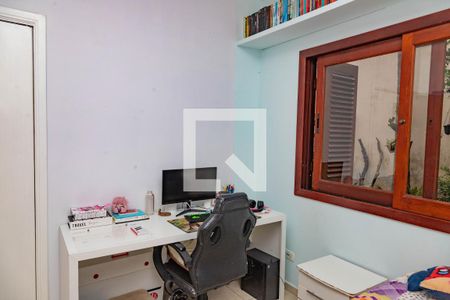 Casa à venda com 250m², 4 quartos e 4 vagas Casa à venda com 250m², 4 quartos e 4 vagasCasa 1 - quarto 2 suíte