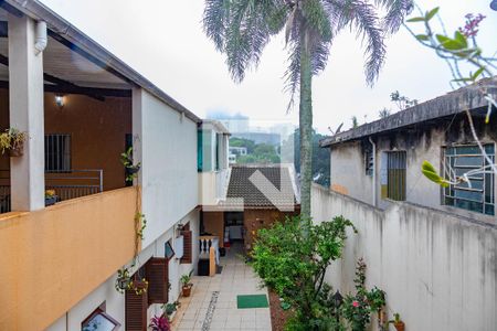 Casa à venda com 250m², 4 quartos e 4 vagas Casa à venda com 250m², 4 quartos e 4 vagasQuintal