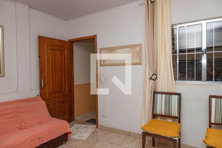 Casa à venda com 250m², 4 quartos e 4 vagas Casa à venda com 250m², 4 quartos e 4 vagasCasa 2 - sala