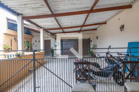 Casa à venda com 250m², 4 quartos e 4 vagas Casa à venda com 250m², 4 quartos e 4 vagasCasa 2 - entrada