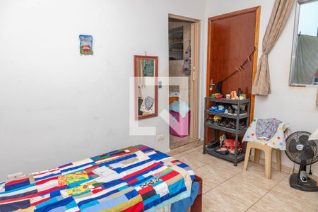 Casa à venda com 250m², 4 quartos e 4 vagas Casa à venda com 250m², 4 quartos e 4 vagasCasa 2 - quarto