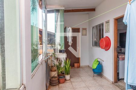 Casa à venda com 250m², 4 quartos e 4 vagas Casa à venda com 250m², 4 quartos e 4 vagasCasa 2 - área de serviço