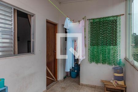 Casa à venda com 250m², 4 quartos e 4 vagas Casa à venda com 250m², 4 quartos e 4 vagasCasa 2 - área de serviço