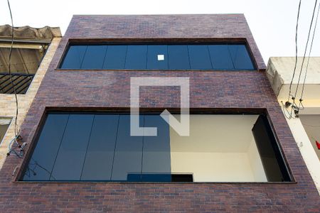 Apartamento para alugar com 70m², 3 quartos e sem vagaFachada