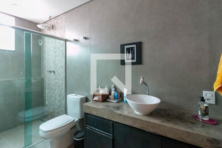 Casa à venda com 739m², 4 quartos e 6 vagasBanheiro 3