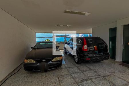 Casa à venda com 739m², 4 quartos e 6 vagasGaragem