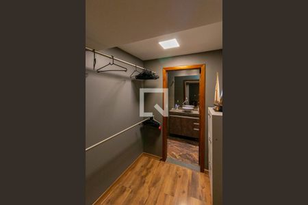 Casa à venda com 739m², 4 quartos e 6 vagasQuarto 2