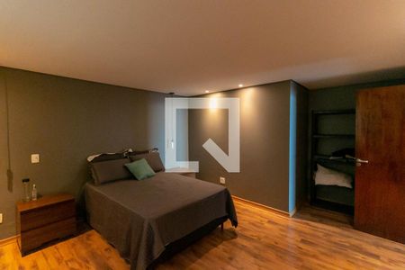 Casa à venda com 739m², 4 quartos e 6 vagasQuarto 2