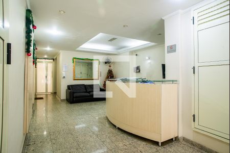 Apartamento à venda com 80m², 2 quartos e 1 vagaÁrea comum -Portaria/Hall Social