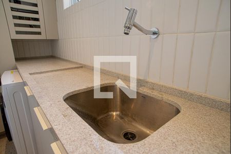 Apartamento à venda com 80m², 2 quartos e 1 vagaÁrea de Serviço