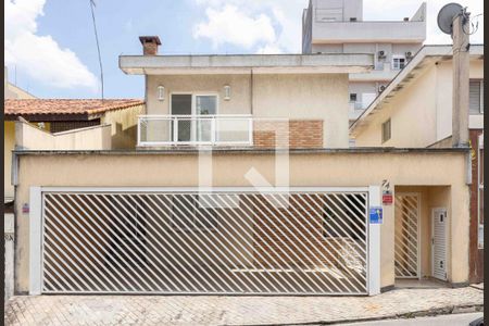 Casa à venda com 250m², 5 quartos e 4 vagasFachada