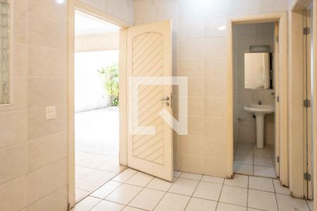 Casa à venda com 250m², 5 quartos e 4 vagasÁrea de Serviço