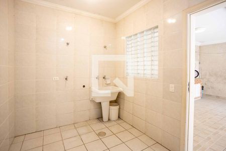 Casa à venda com 250m², 5 quartos e 4 vagasÁrea de Serviço