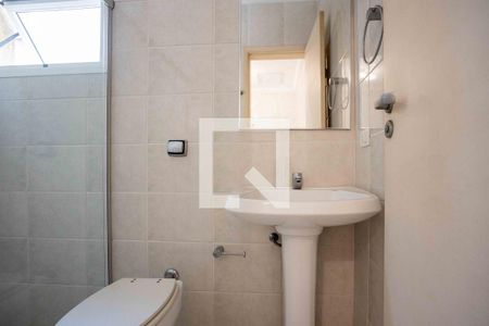 Casa à venda com 250m², 5 quartos e 4 vagasBanheiro de serviço