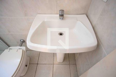 Casa à venda com 250m², 5 quartos e 4 vagasBanheiro de serviço