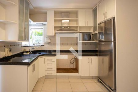 Casa à venda com 250m², 5 quartos e 4 vagasCozinha