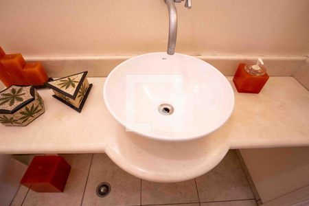 Casa à venda com 250m², 5 quartos e 4 vagasLavabo