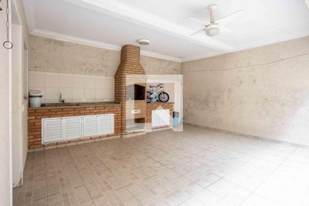 Casa à venda com 250m², 5 quartos e 4 vagasEspaço Gourmet