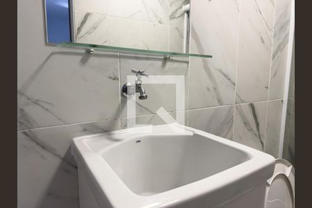 Studio para alugar com 15m², 1 quarto e sem vaga Studio para alugar com 15m², 1 quarto e sem vagaBanheiro
