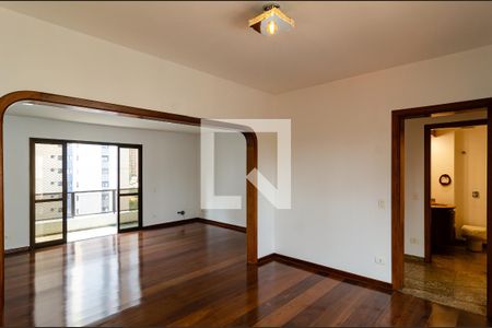 Apartamento para alugar com 153m², 3 quartos e 3 vagasSala