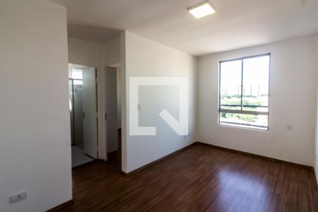 Sala de apartamento para alugar com 2 quartos, 45m² em Jardim Pinheiros, São Paulo