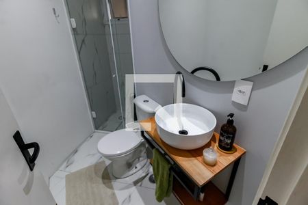 Banheiro Corredor de apartamento à venda com 2 quartos, 57m² em Parque Taboão, Taboão da Serra