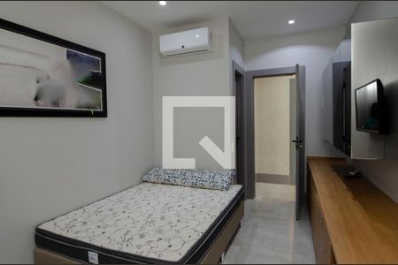 Casa de condomínio à venda com 380m², 4 quartos e 6 vagas Casa de condomínio à venda com 380m², 4 quartos e 6 vagasQuarto 1